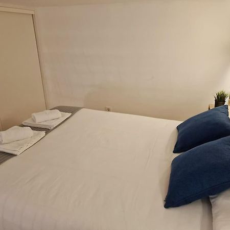 Апартаменти Mediodia Chica Apartamento Tipo Loft En La Latina Мадрид Екстер'єр фото