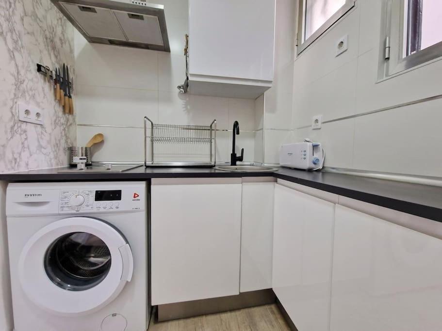 Апартаменти Mediodia Chica Apartamento Tipo Loft En La Latina Мадрид Екстер'єр фото
